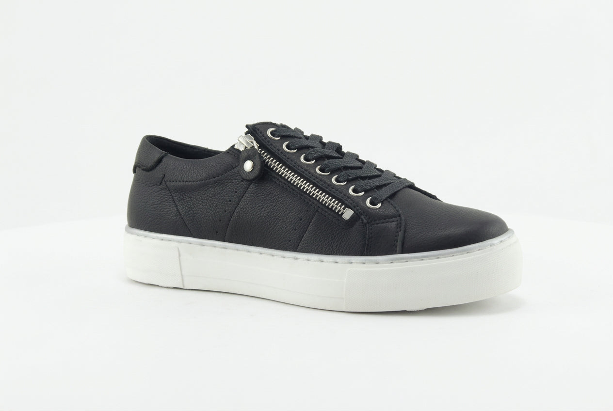 Django & Juliette Froggy Black White Platform Sneaker