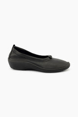 Arcopedico Cabrera Black Ballet Flat