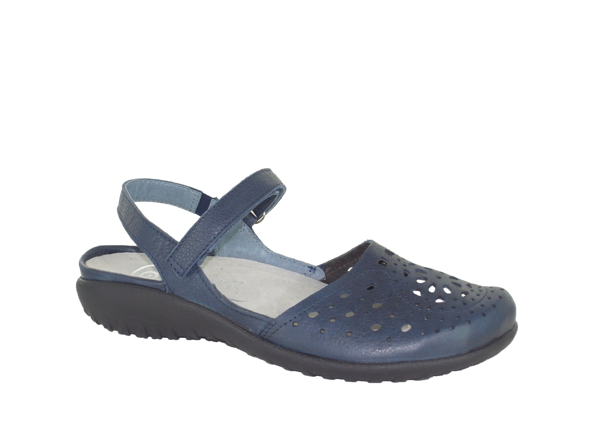 Naot flow deals sandal