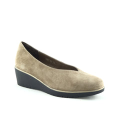 Django & Juliette Umme Taupe Suede Wedges