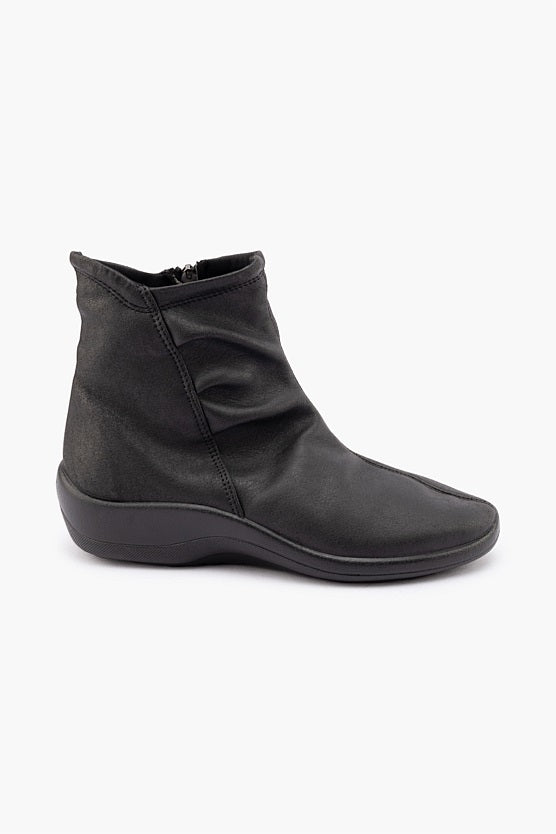 Arcopedico Paluma Black Boot